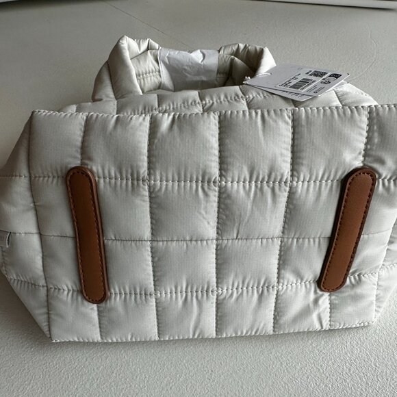 Lululemon Quilted Grid Small Tote Bag 5L - Picture 8 of 9